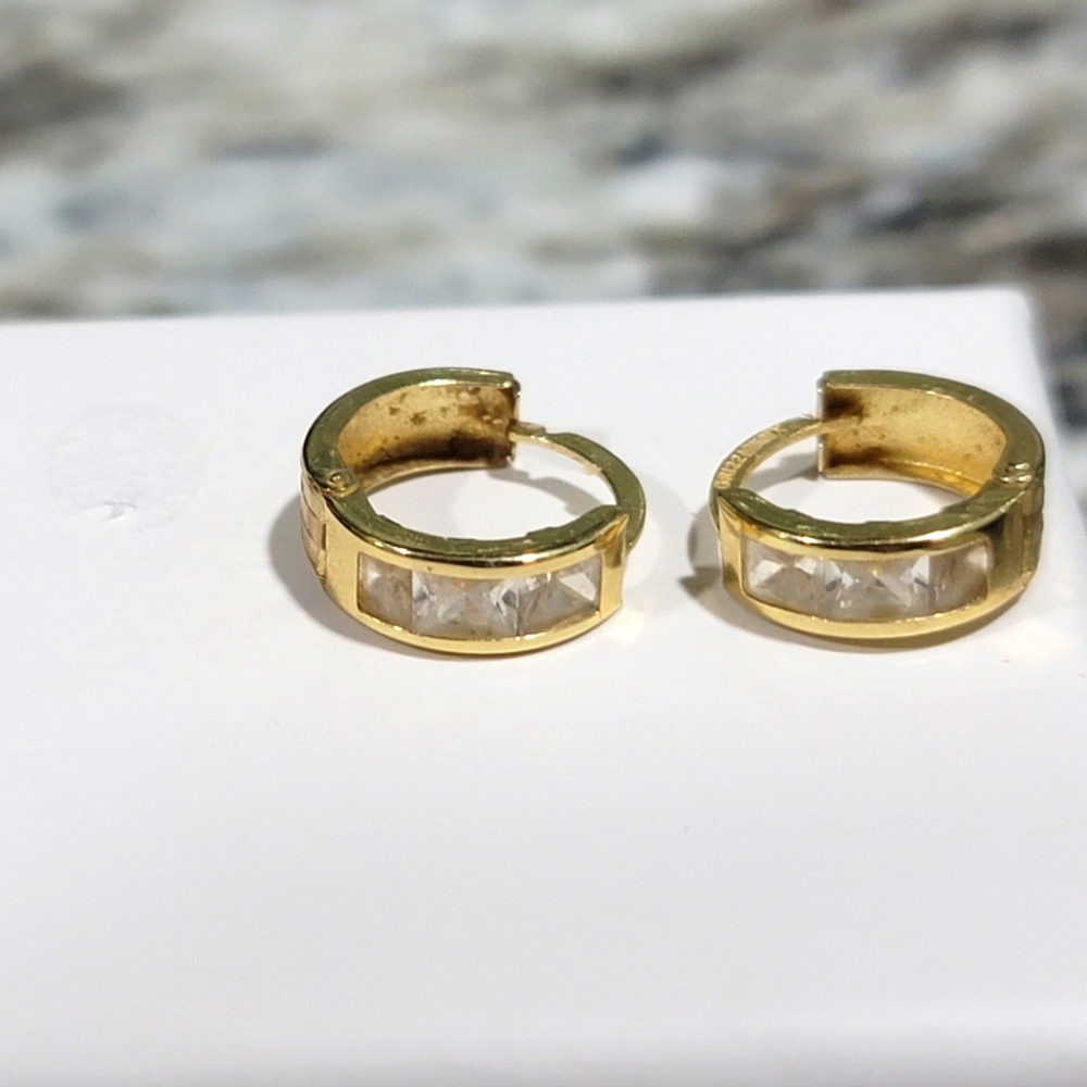 10k gold cz huggies earrings